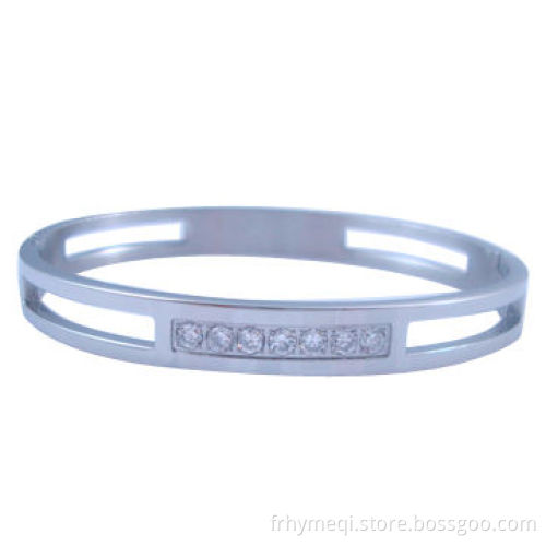 Narrow bangle with rhinestone